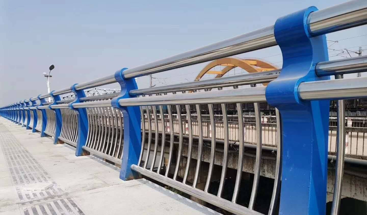 青海桥梁不锈钢防撞护栏