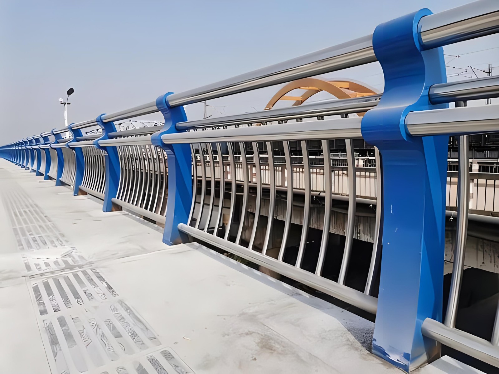 青海不锈钢复合管护栏制造工艺要求及其重要性