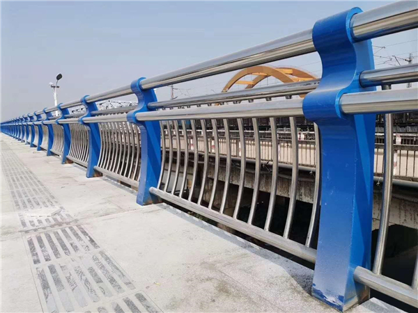 青海304不锈钢复合管护栏的生产工艺揭秘